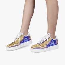 將圖片載入圖庫檢視器 Low-Top Leather Sports Sneakers