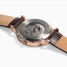 Carregar imagem no visualizador da galeria, 46mm Unisex Automatic Watch (Rose Gold)