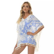 Carregar imagem no visualizador da galeria, Square Fringed Shawl