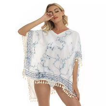 Carregar imagem no visualizador da galeria, Square Fringed Shawl
